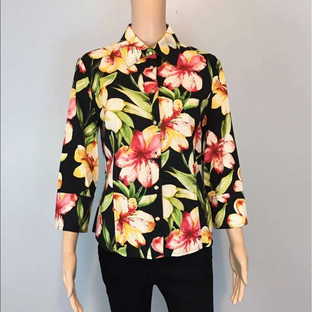 St John sport Mary Gray floral button down shirt